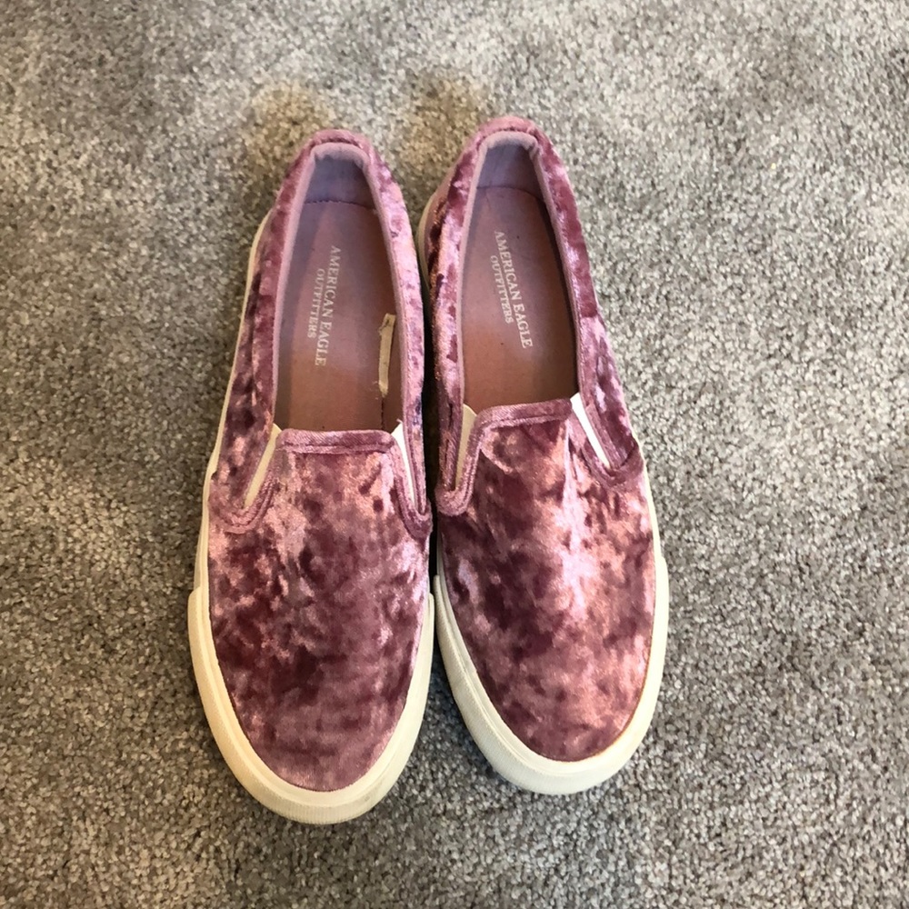 pink slip on shoes